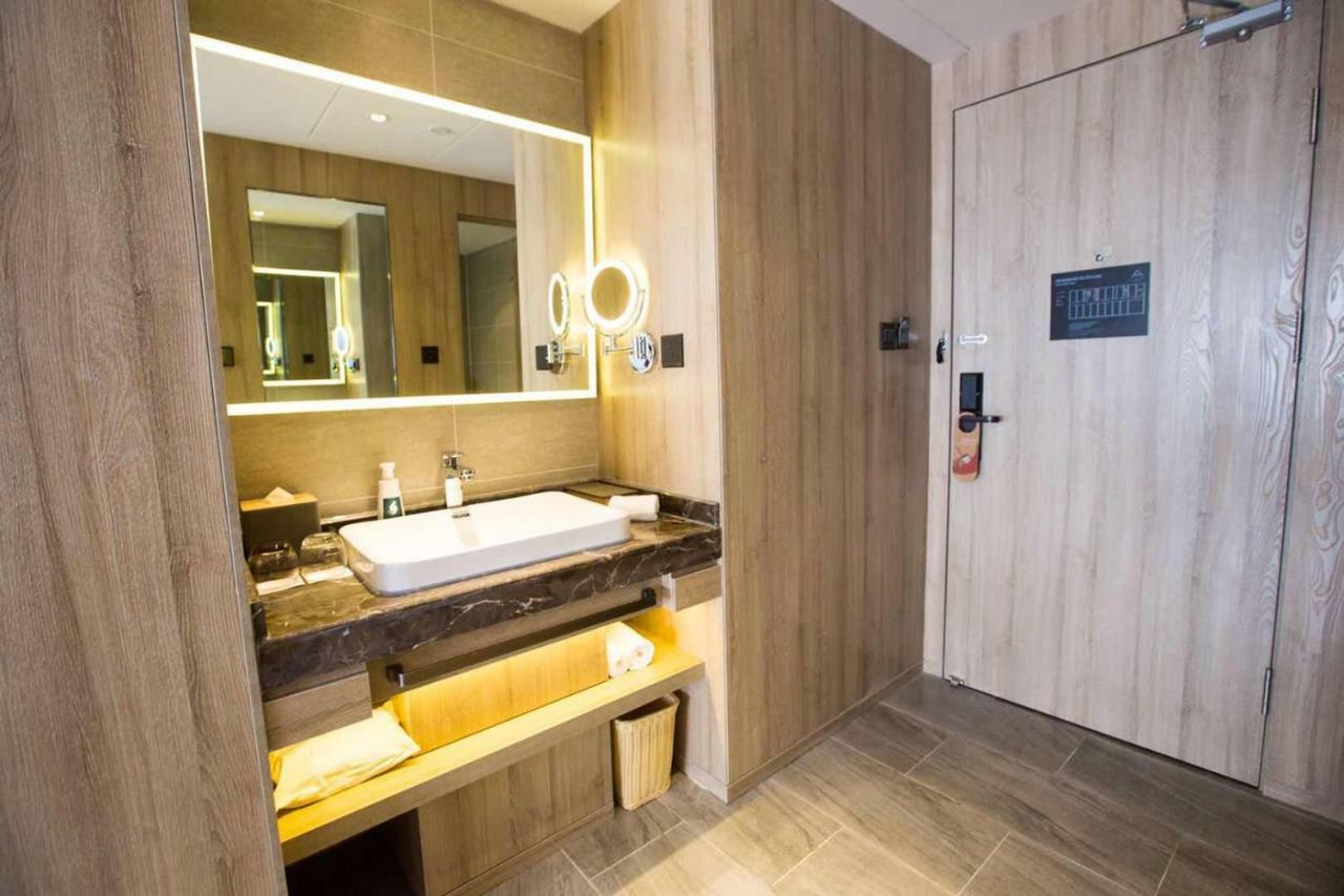 Atour Hotel Guiyang Future Ark Екстериор снимка