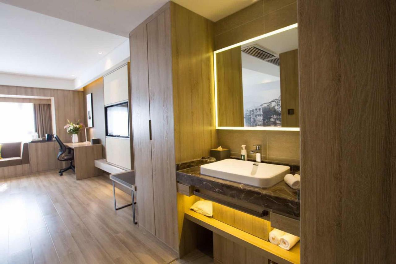 Atour Hotel Guiyang Future Ark Екстериор снимка